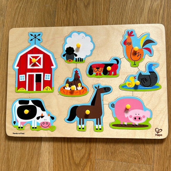Hape - Farm Peg Puzzle - Picture 1 of 3